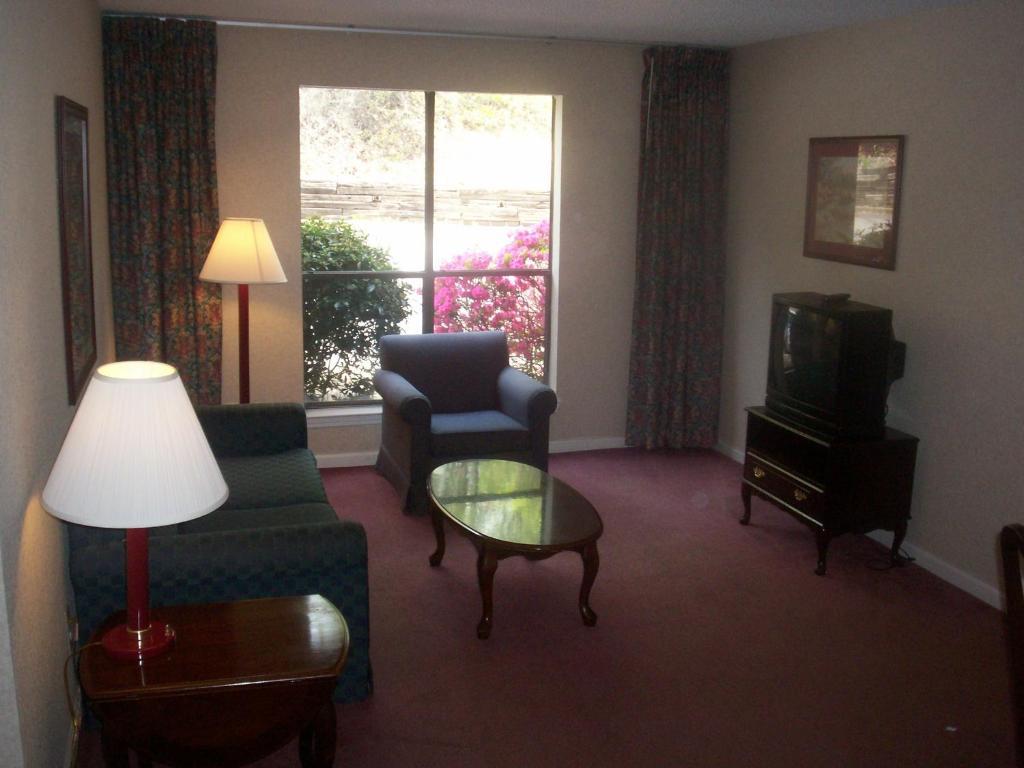 Rime Garden Inn & Suites Irondale Camera foto