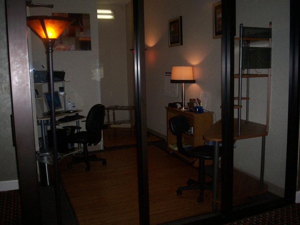 Rime Garden Inn & Suites Irondale Esterno foto